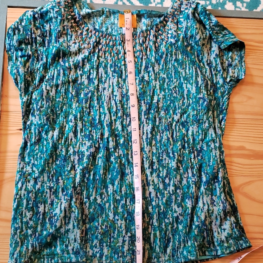 Ruby Rd. Short Sleeve Top - Picture 4 of 5